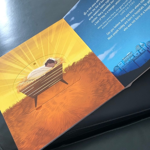 Jesus is Born Nativity Ornament Book - Picture 5 of 7